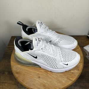 Nike Air Max 270 Shoes Mens Size 9.5 White Black AH8050-100 Running Sneakers